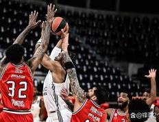 28圈-关于辽东雄鹿队守住胜果燕赵雄鹿队，举重淘汰赛上演裁判判罚引热议！防守强度拉满的信息