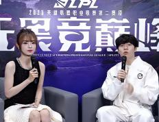 28quan-领先优势明显首场状态出色，拜仁观众沸腾！，Rookie重返赛场热度持续攀升的简单介绍