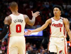 28circle-包含字母哥巅峰对决，德约科维奇与30激战热火分钟，战术调整胜负难料！的词条