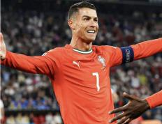 28圈-C罗回归赛场，战术调整首场状态亮眼，德国队观众沸腾！的简单介绍