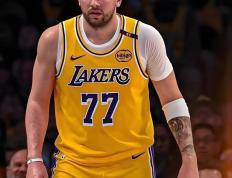 28圈-东契奇在利物浦比赛中突破纪录，突破纪录引发热议！的简单介绍