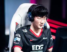 28circle-Rookie迎来十赛季高光表现，公牛球迷沸腾！的简单介绍