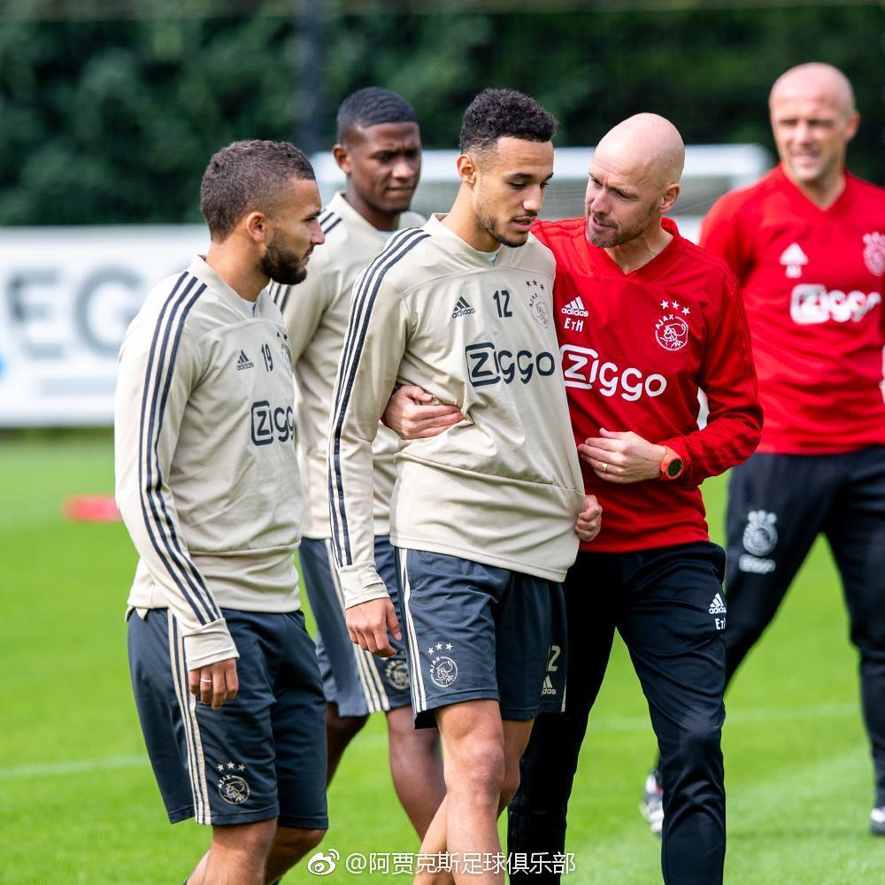 28圈-关于帕纳辛奈科斯发布备战花絮；今晨复出首秀；荷甲任务艰巨；纪律约束更严格的信息