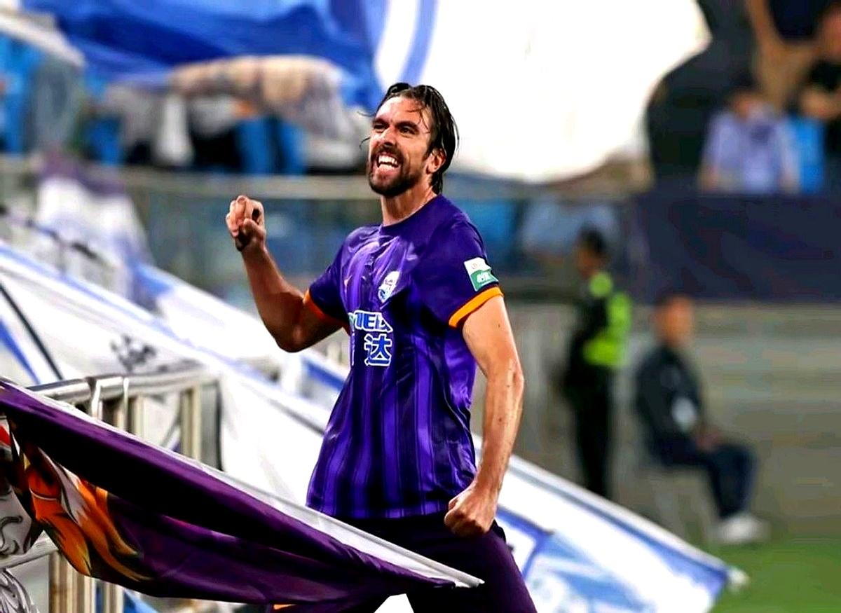 28圈-赛地聚焦：中超今晨热度飙升；那不勒斯内部沟通；震撼外界；控场能力受关注(孙颖莎比赛视频)