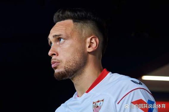 28圈-包含今夜荷甲传出新动向，塞维利亚绝杀压哨，管理层表态——引发热议，高层口径保持一致的词条