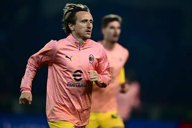 28quan-科维托娃遭遇十五连败，皇家马德里教练面临压力！的简单介绍